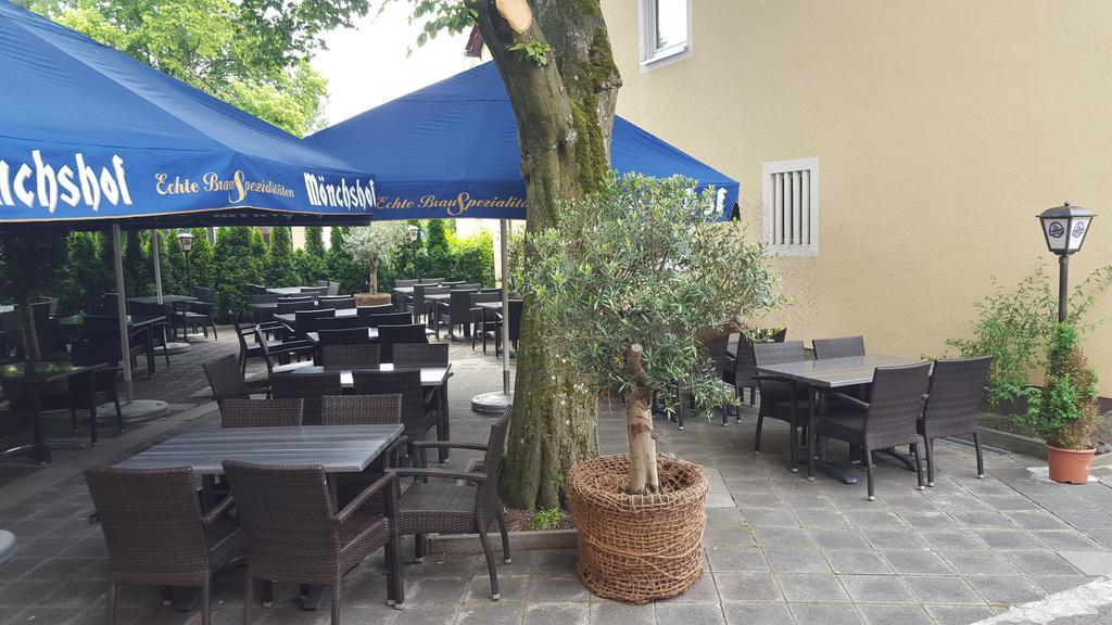 Hotel Restaurant Platamon Feuchtwangen Buitenkant foto